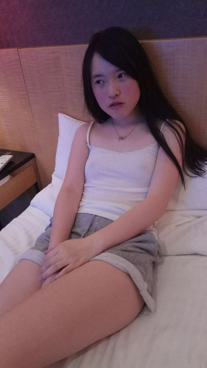 玩弄端庄美妇雪臀奶水小说-他捧着她的乳挺身撞击日本 - 小鸡AV欧美做愛三級片漂流欲室