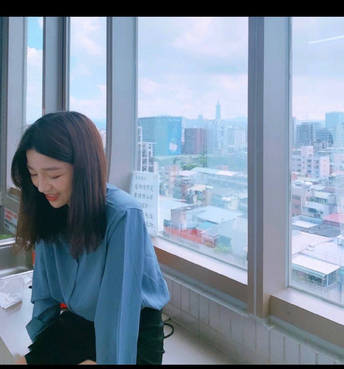 成年人黄色-97涩涩图 - 小鸡AV爱妻艺