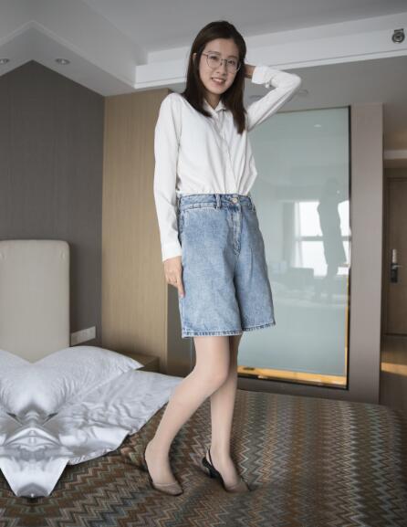 久久免费福利-李英爱 三级 - 小鸡AV故意往上一挺舒服吗宝贝