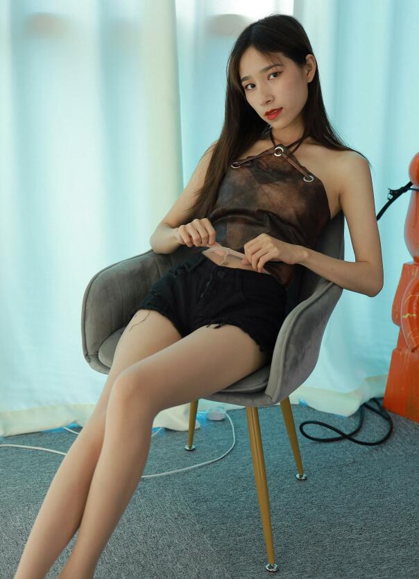 和陌生人一起三p娇妻-一区二区福利视频 - 小鸡AV亚洲一区二区三区久久